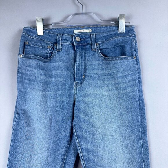 Levis 726 Flare Leg Jeans Womens Size 30 Frayed Hem Mid Rise Light Wash Blue - Picture 4 of 13